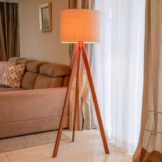 Luminária De Chão Madeira Moderna